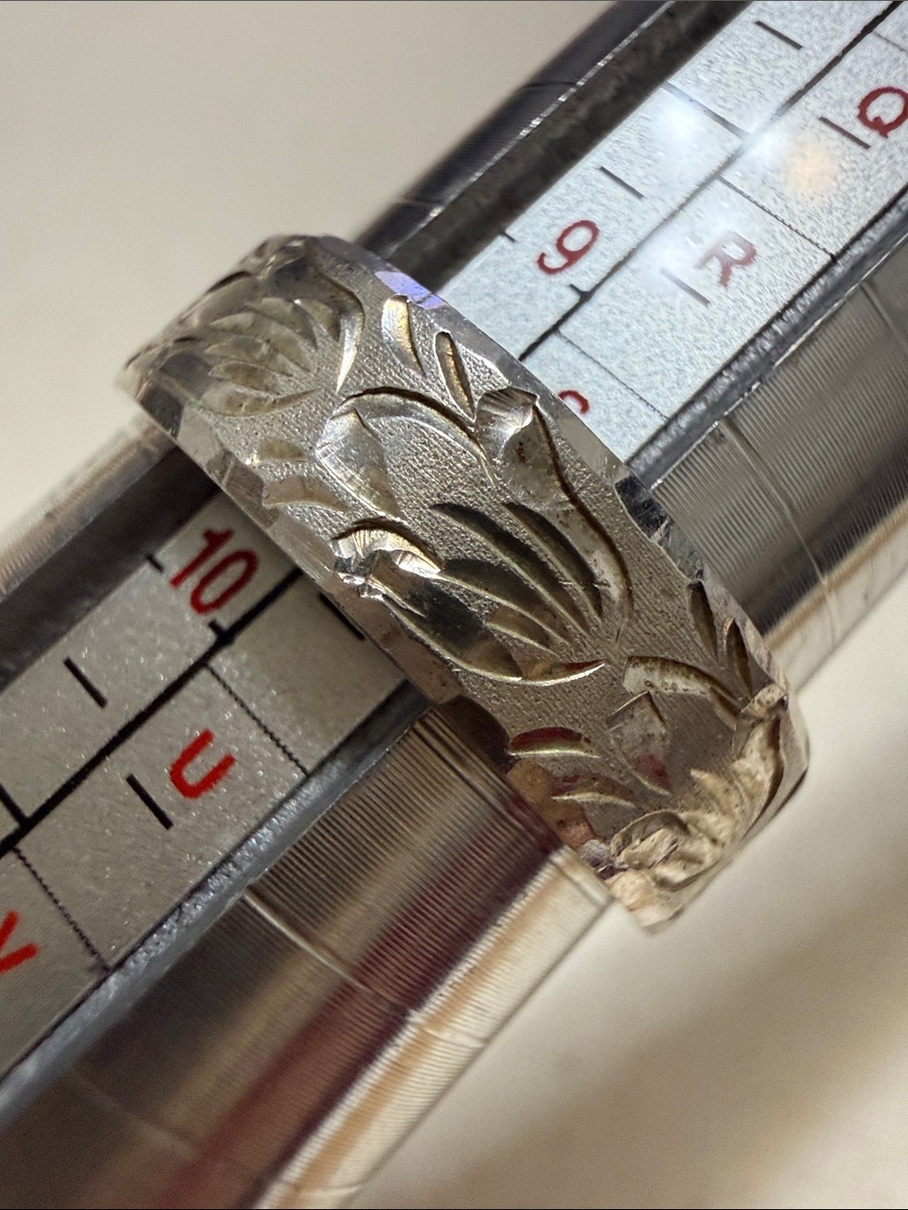 Sterling Silver Engraved Floral Band Ring size 9.5